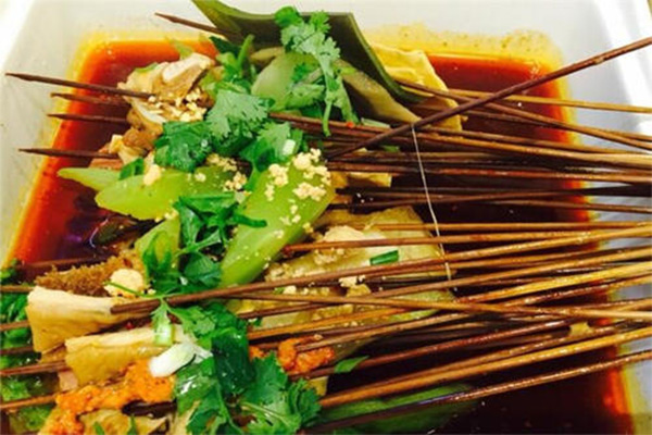 魔签辣卤串串加盟费