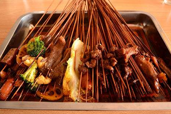 唐二姐串串香加盟门店