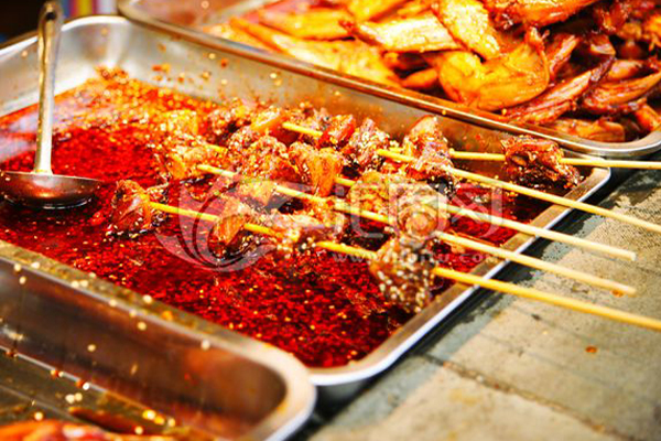 一抹椒羞串串香加盟费