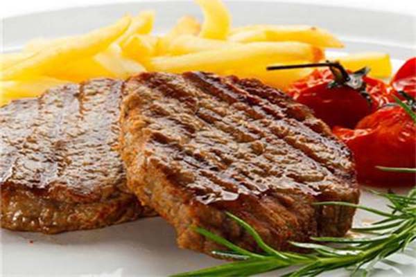 西遇牛排坊加盟费