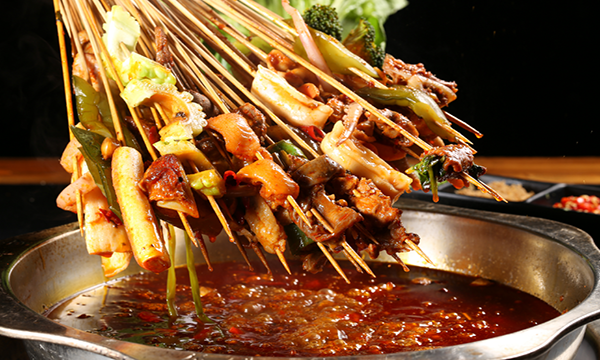 小明滚出去串串香加盟费