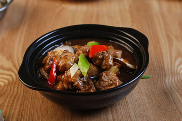 鑫晨黄焖鸡米饭