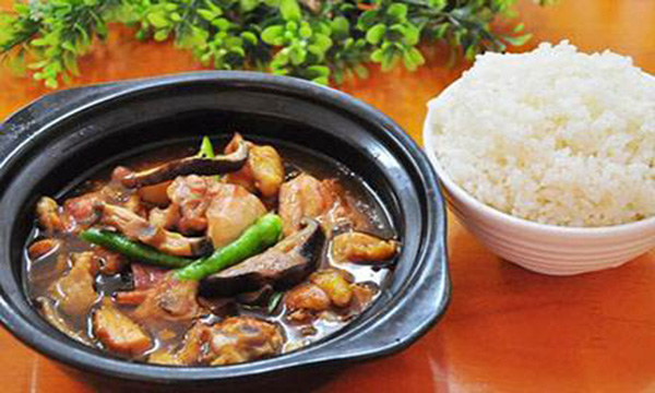 骨骨香黄焖鸡米饭加盟费