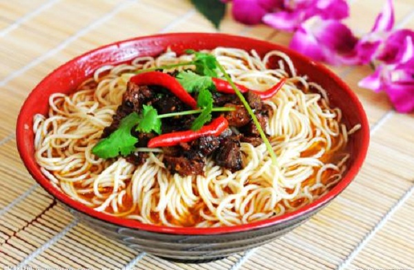 顺发拉面加盟店