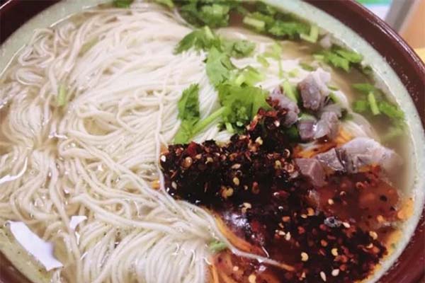 洪湖里拉面加盟费