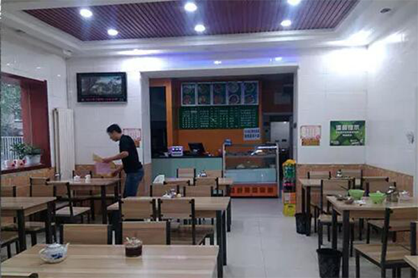 香八里牛肉拉面加盟店