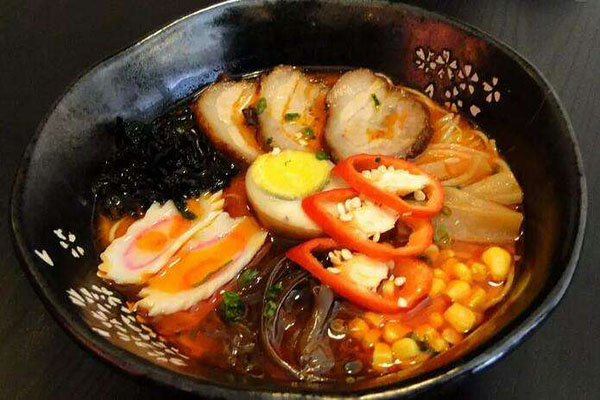 状元牛舍拉面加盟费