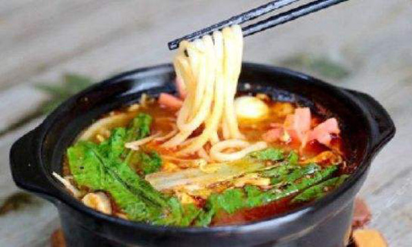 闺米云南过桥米线加盟费