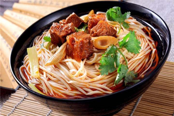 三庚牛牛骨面加盟店