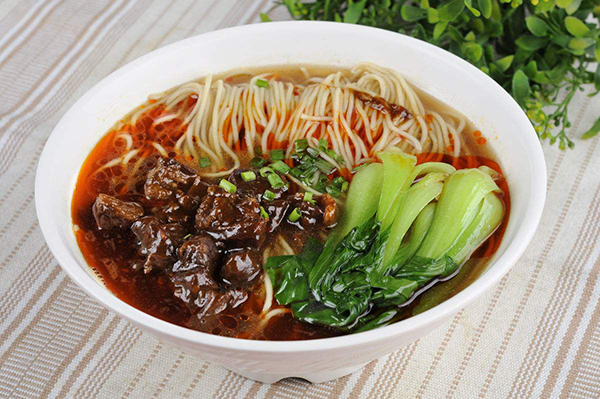 口口香牛肉面加盟费