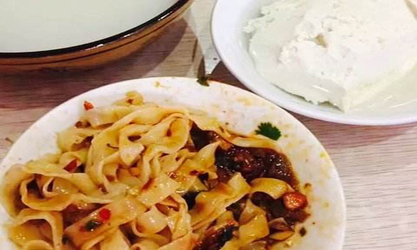 小二豆花面加盟费