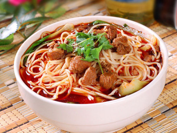 龙乡汇重庆小面加盟门店