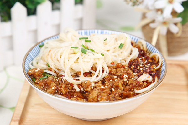 饿鸟重庆小面加盟