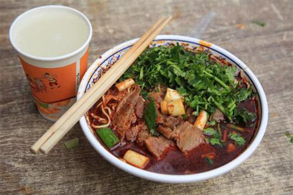 鼎立兄弟拉面加盟费