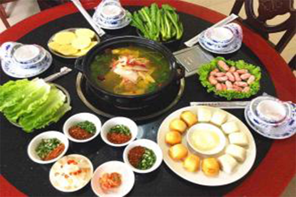 昭通天麻火腿鸡火锅加盟费