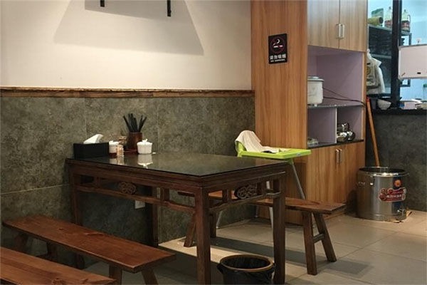 在这里见面加盟费