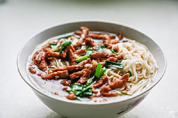 【胡同见面面食加盟】创业加盟胡同见面面食轻松赚钱！