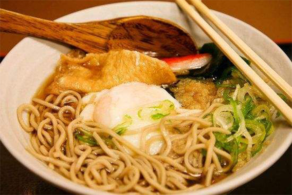 周劲爽拉面加盟费