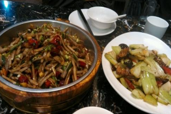 聚福楼加盟门店