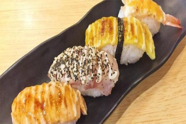 阿DU回转寿司加盟店