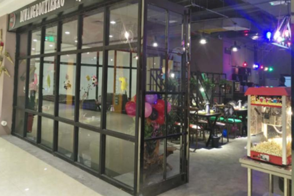 锡港肉蟹煲加盟门店