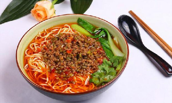 兴鑫美食八碗香果面加盟费