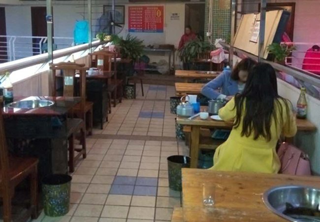 李茜鲜味村自助鱼火锅加盟费