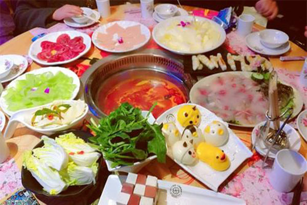 花十七格调火锅加盟费