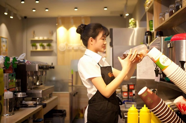 桔子鲜语加盟店