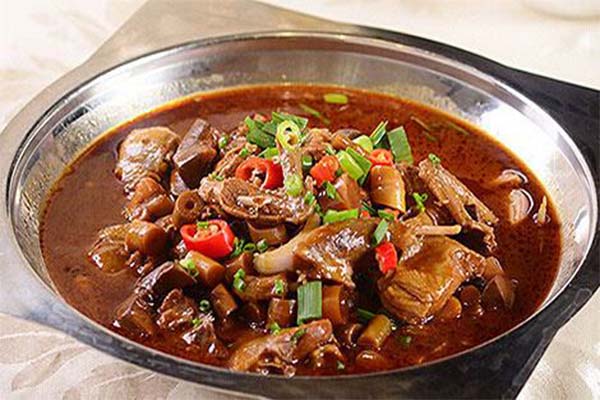 牛呀粉煸香烧锅粉加盟费