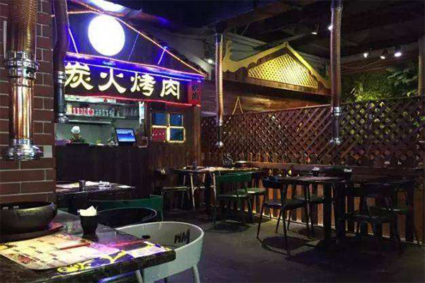 春英乡村烤肉店加盟费