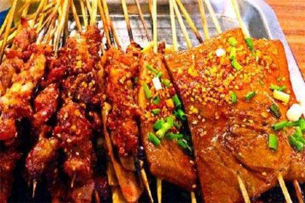 船板凳烧烤加盟费