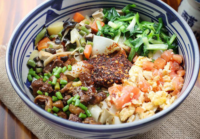 扯来扯去油泼面加盟费