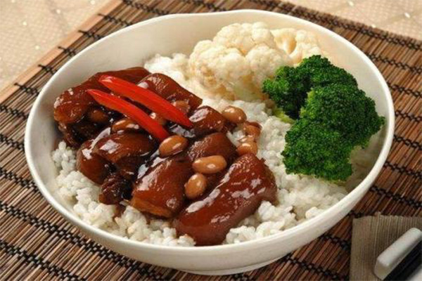 潮味猪脚饭加盟费