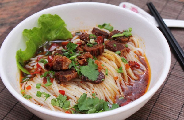 红鼻子桂林米粉加盟费