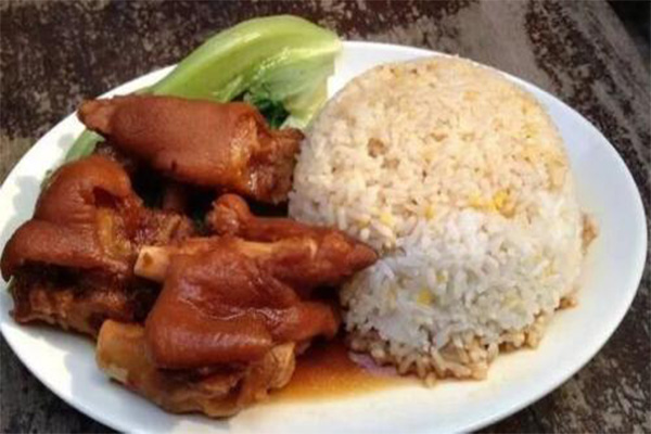 潮味猪脚饭加盟门店