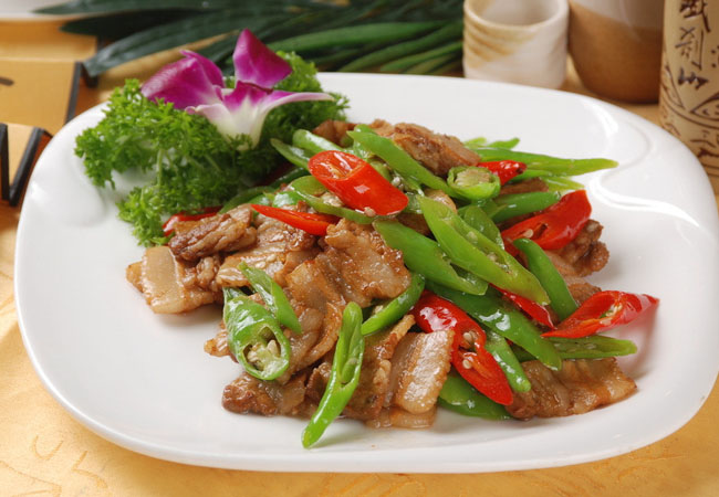 莱啧香中餐加盟门店