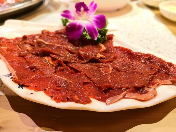 丑味居牛排火锅