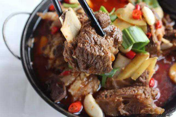 丑味居牛排火锅