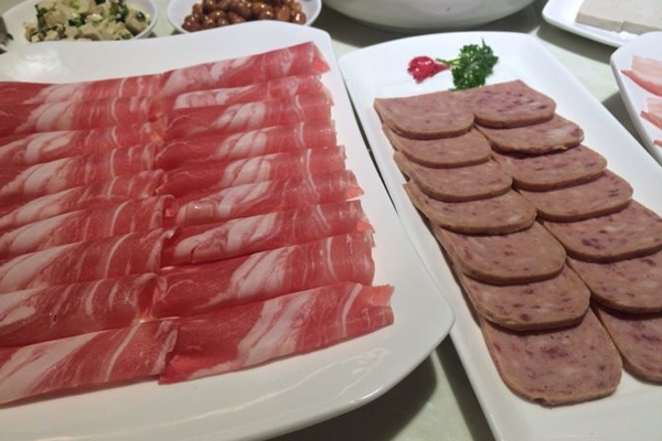 金鼎时尚火锅加盟