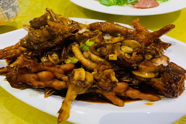 春竹东北农家菜加盟费