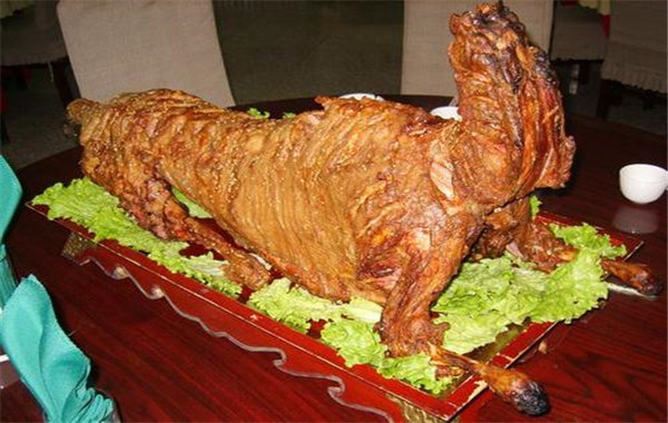 储香门烤全羊加盟