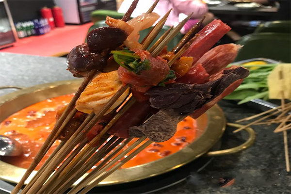 川天猴串串香加盟