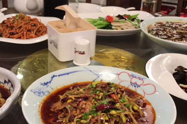 川娃娃巴蜀美食加盟费