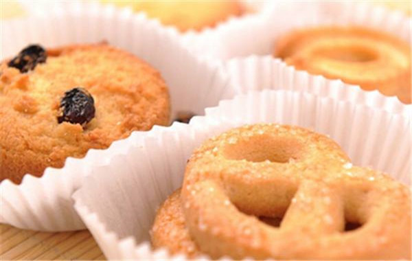 鹰啄休闲食品加盟费