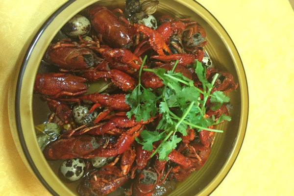 黄腊丁爱上小龙虾加盟费