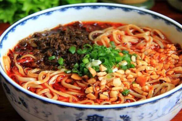 周记酸菜滑肉面加盟