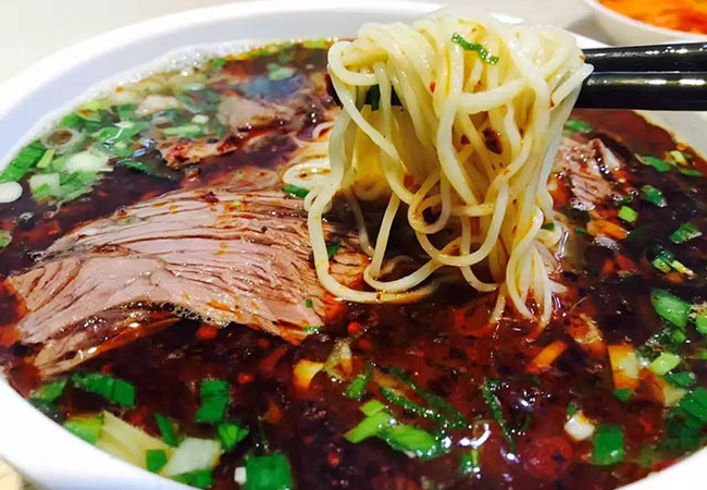 诚虎私房牛肉面加盟费