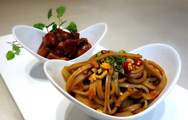 春鹏家常菜馆加盟店