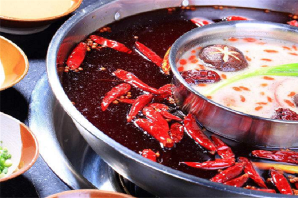 串门成都串串火锅加盟费